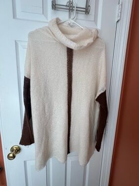 SHEIN Cream Turtleneck Sweater with Brown Stripe & Sleeves